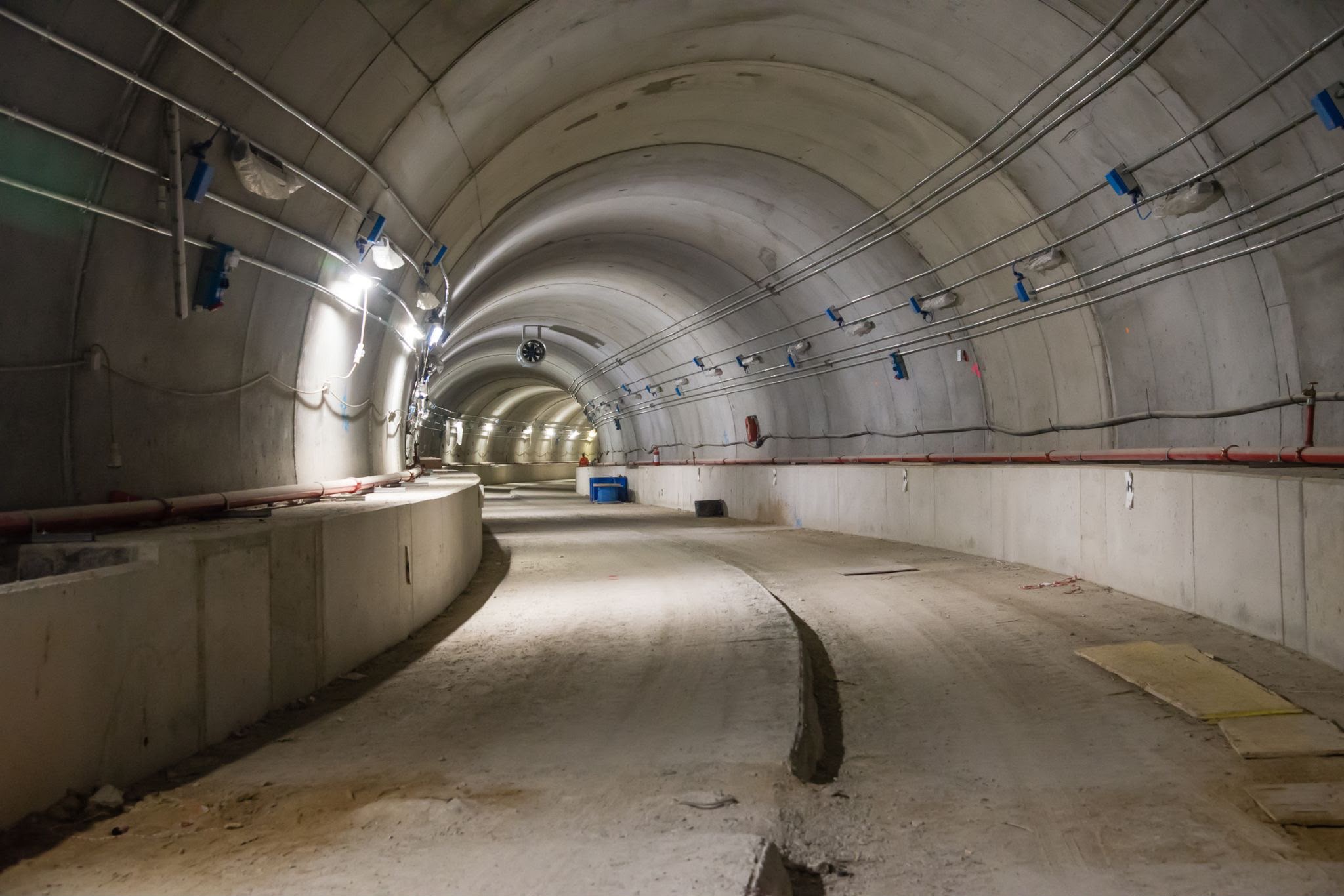 Impianti tecnologici nella galleria della Metropolitana di Torino